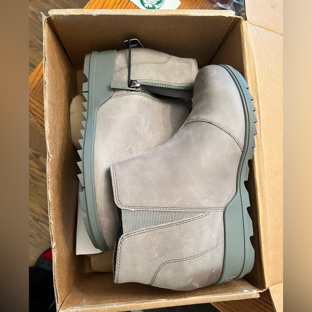 Sorel Evie All Leather Size Zip Bootie 9.5M